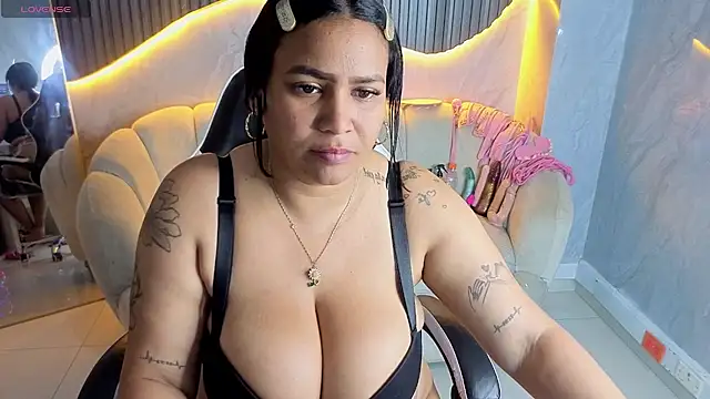 دردشة pamela_tx الجنسية المباشرة