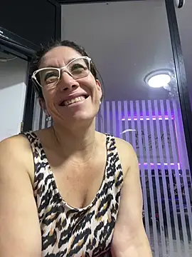 Czat XXX na żywo – kaylaMinov_
