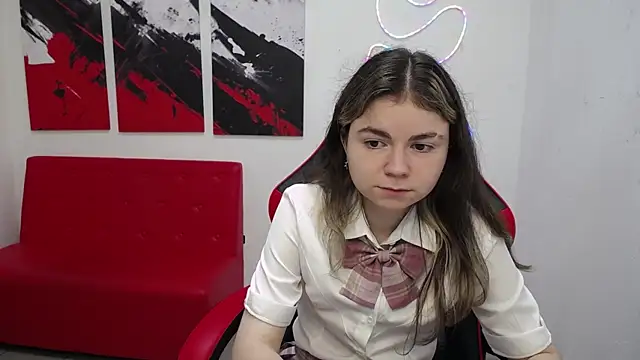 XXX chat uživo modela TinaRedly