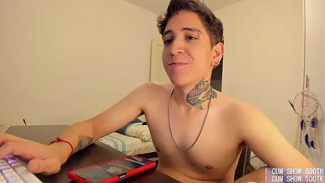 Michael_v77 – Naživo XXX chat