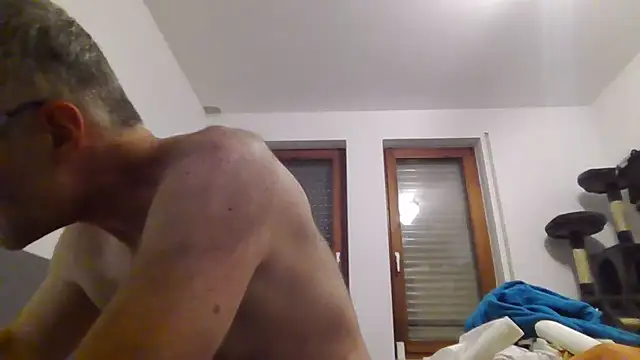 Chatroom XXX en direct de BiBoy4Al