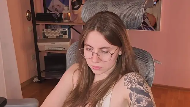 _AnnaStark_: απευθείας συνομιλία ΧΧΧ