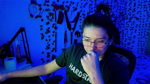 Andy_gray Chat XXX in diretta