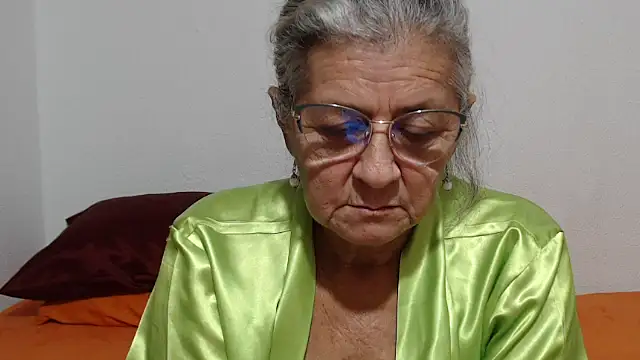 Chat +18 de candy_mature_ ao vivo