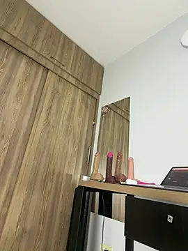 adahara19's Live XXX Chat