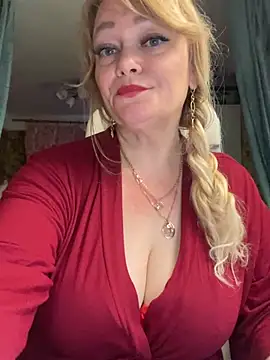Sweet-blonde's Live XXX Chat