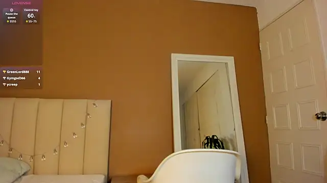 KissCherry__'s Live XXX Chat