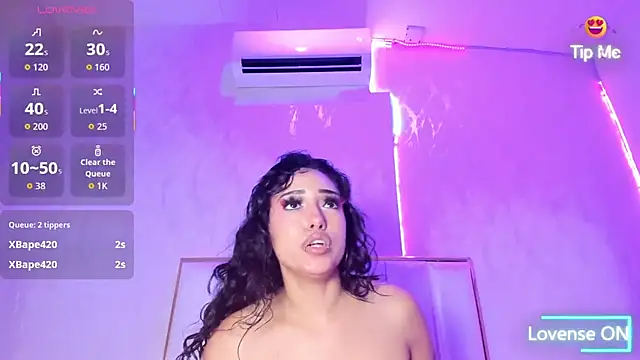 zarahfoster Adlı Modelin Canlı XXX Sohbeti
