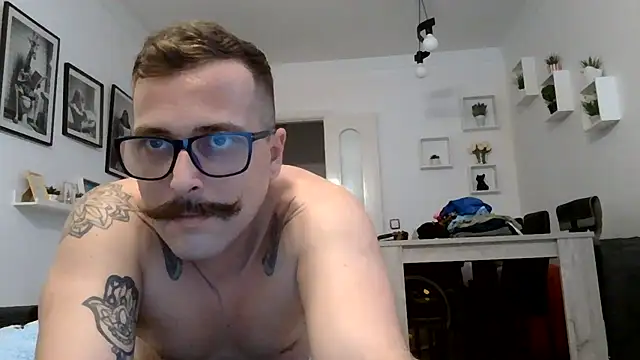 yanick931n Live XXX chat
