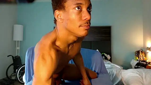 PlaywithSnM Show in webcam