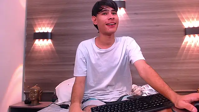 Онлайн чат XXX Kevin_Brooks1