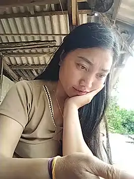 XXX chat uživo modela Lovephay8x