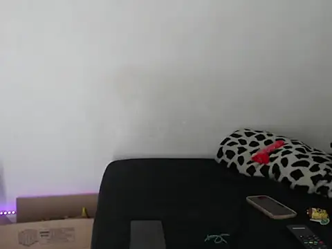 Chat +18 de CherryH0ttie ao vivo