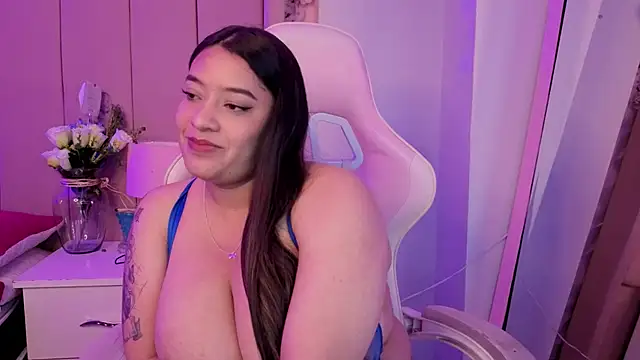 MollyBigBoobs12 Chat XXX in diretta