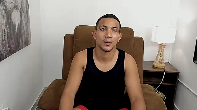 Chirs_Arthus Chat XXX live