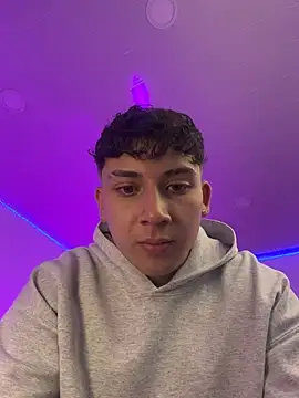 OLIVER_K's Live Chat Room