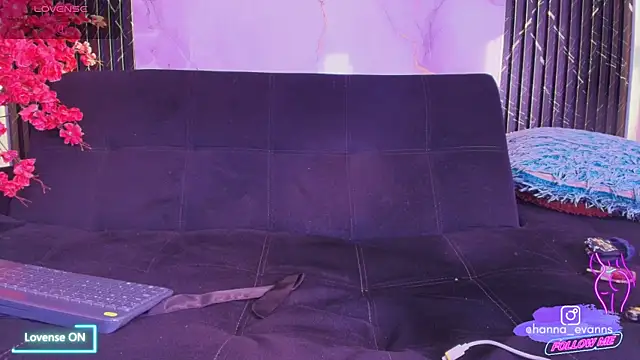 Hanna_Evaanss' Live XXX Chat