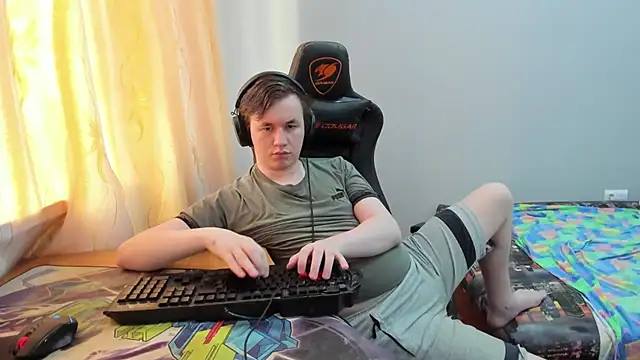 iliaskrislove live XXX chat