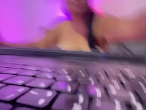Luna_milf13 라이브 XXX 채팅