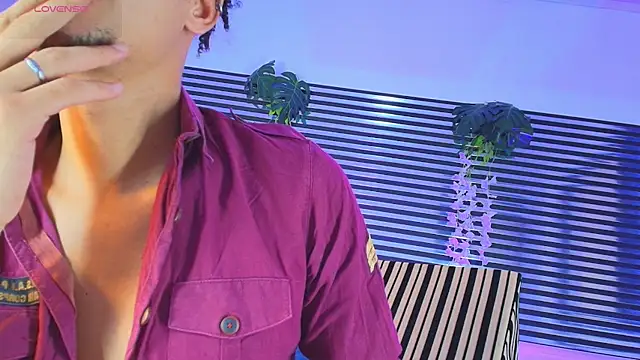 ThiiagoSaeenz – Live XXX-chat