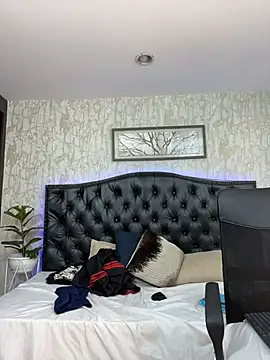 Lander_Cruz Live XXX-Chat