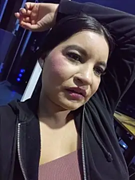 Chat XXX en directo de Pretty_Julieta