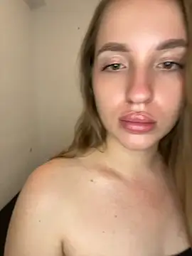 Živý XXX chat NeEdnaBradley