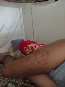 INDIAN_CHEESY-BOSS Chat XXX in diretta