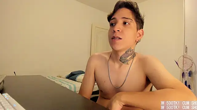 Michael_v77n Live XXX chat