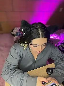 Chatroom XXX en direct de Sachi_Meow