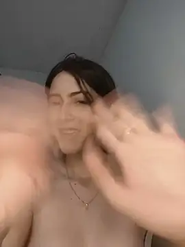AmyLov342 现场XXX聊天