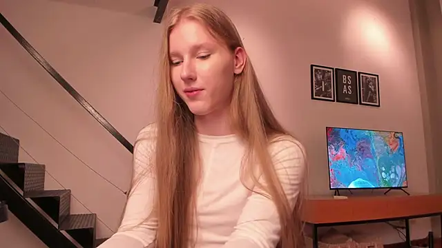 XXX chat uživo modela Mira_Lite