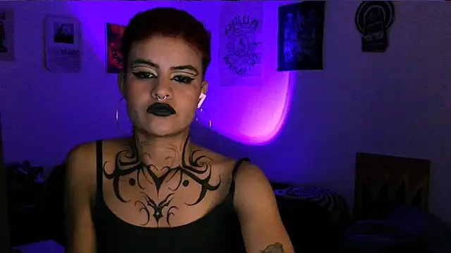 צ'אט XXX בשידור חי של alex_one888