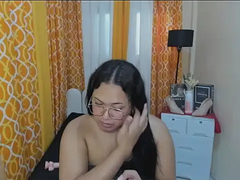 Živý XXX chat BigCockLexie