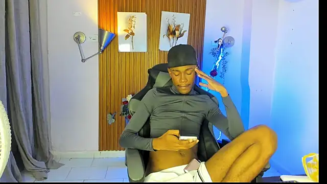 Show de Ikaro_blue na webcam