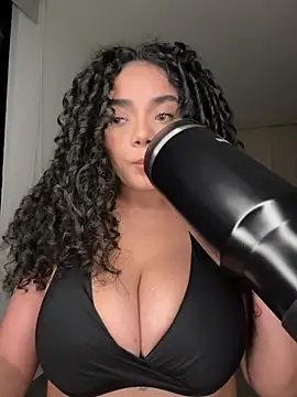 Curlyierr Obrolan Langsung XXX
