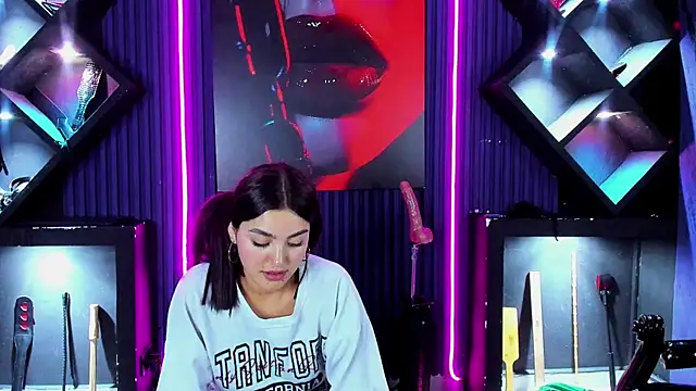 MissMia_bdsm_ Chat XXX live