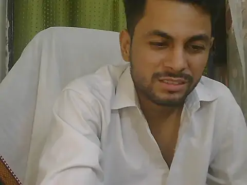 הופעת וובקאם של Stubborndesiboy