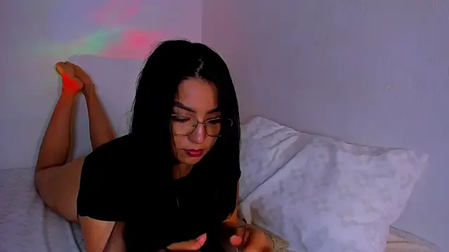 latingabby: απευθείας συνομιλία ΧΧΧ