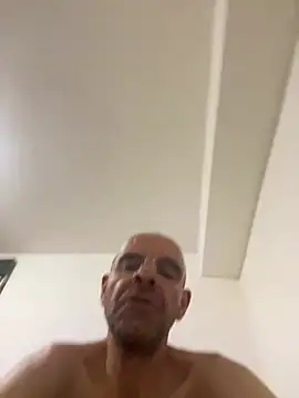 צ'אט XXX בשידור חי של slim1976006