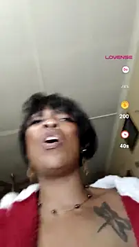 Gucci_Bx Live XXX-chat