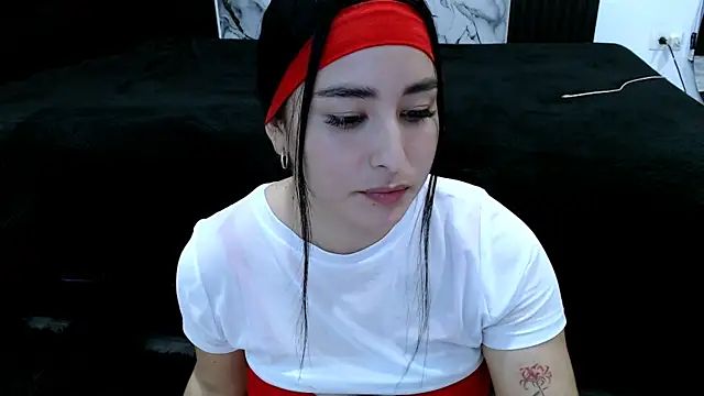 MiaReinig09's Live XXX Chat