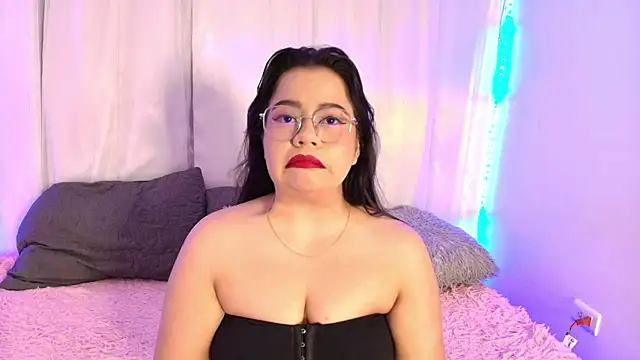 Chat XXX ao vivo de LilyRousee