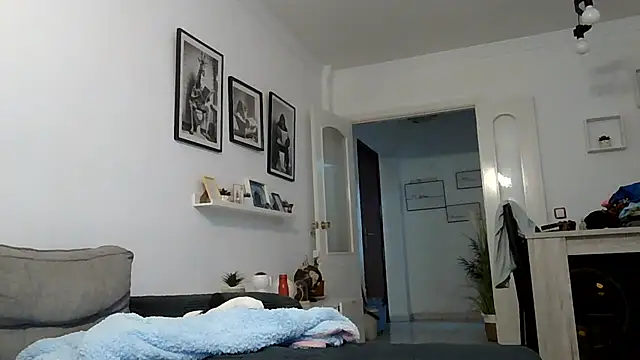 yanick931 XXX чат на живо
