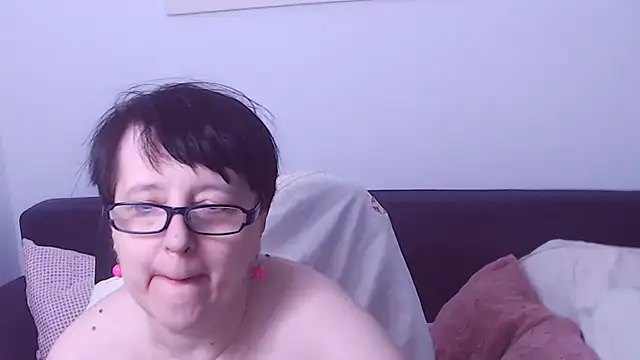 ChristaRose Adlı Modelin Canlı XXX Sohbeti