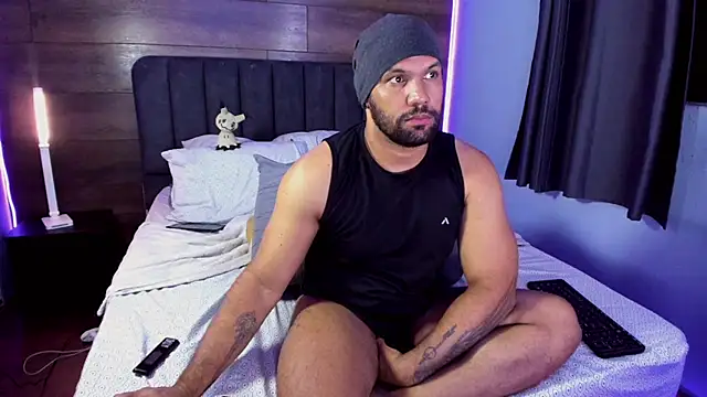 anthonylatynxd live XXX chat