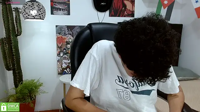 Chat XXX en directo de ethan_cortes