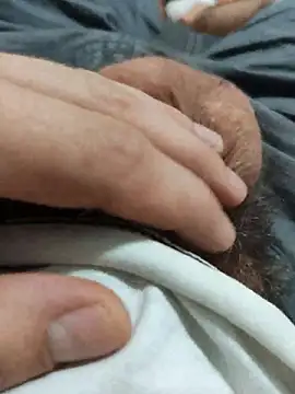 Show de Testicle_Torture na webcam