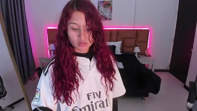 Tamy_edwards élő XXX-chatje