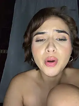 LadyScarlett_ – Naživo XXX chat